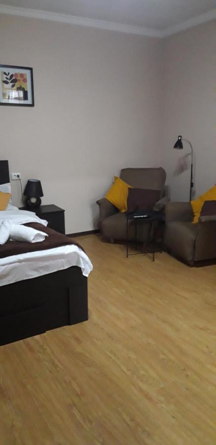 Ira & Vaso'S Guest House Borjomipark Экстерьер фото