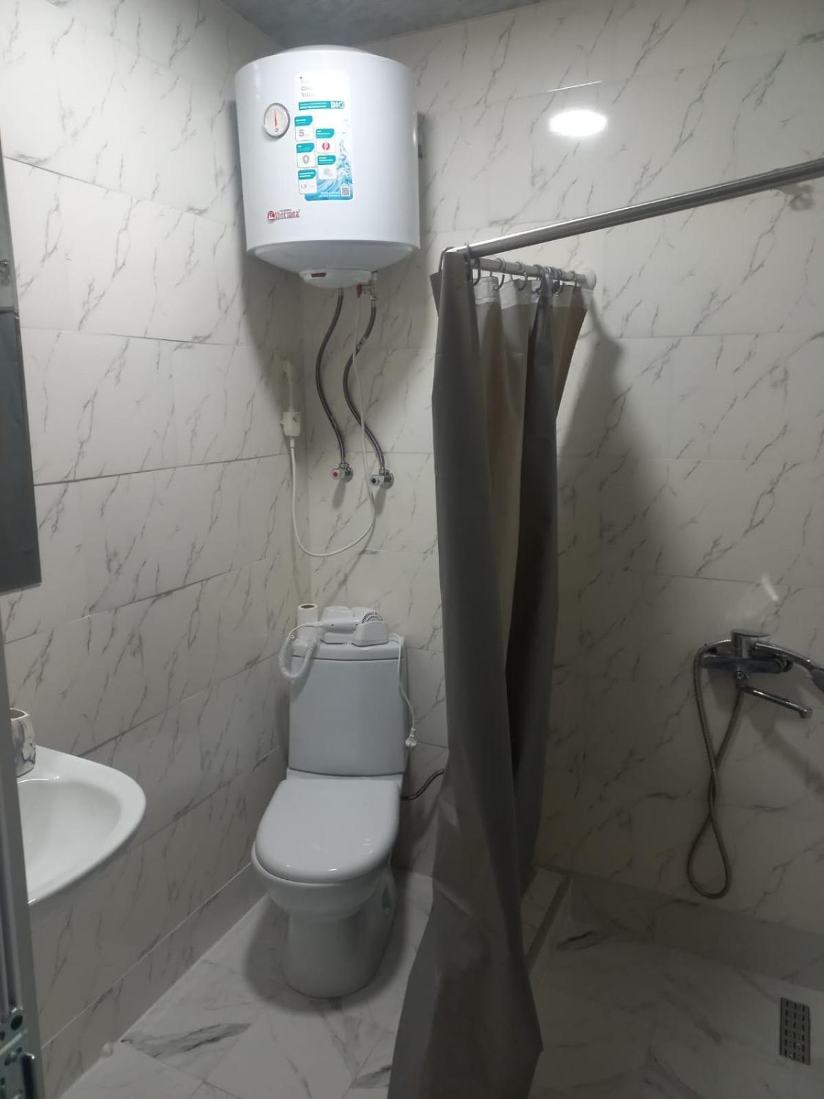 Ira & Vaso'S Guest House Borjomipark Экстерьер фото